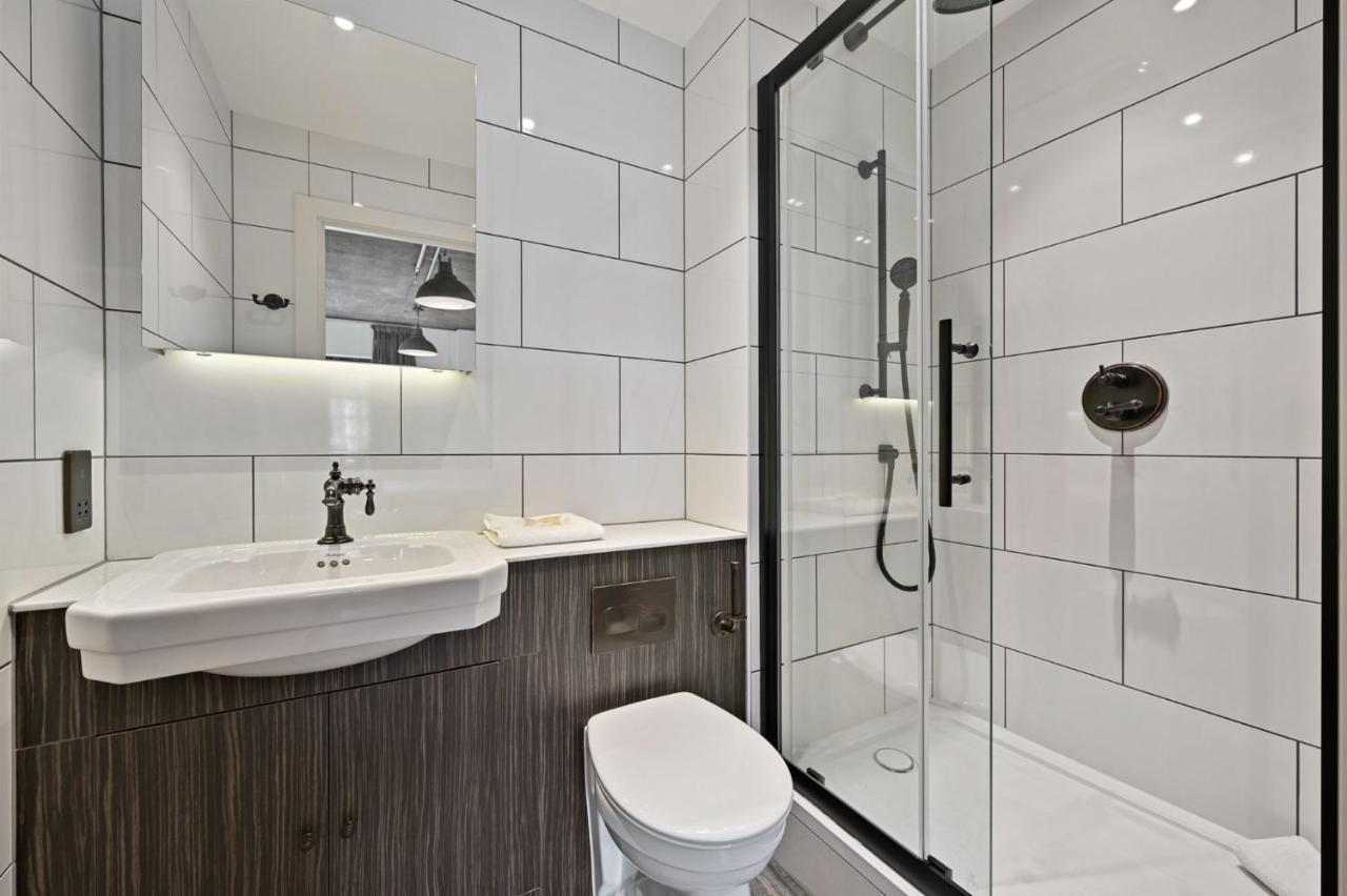 לונדון Modern And Chic Apartments At Ferrum Near Wembley Park מראה חיצוני תמונה