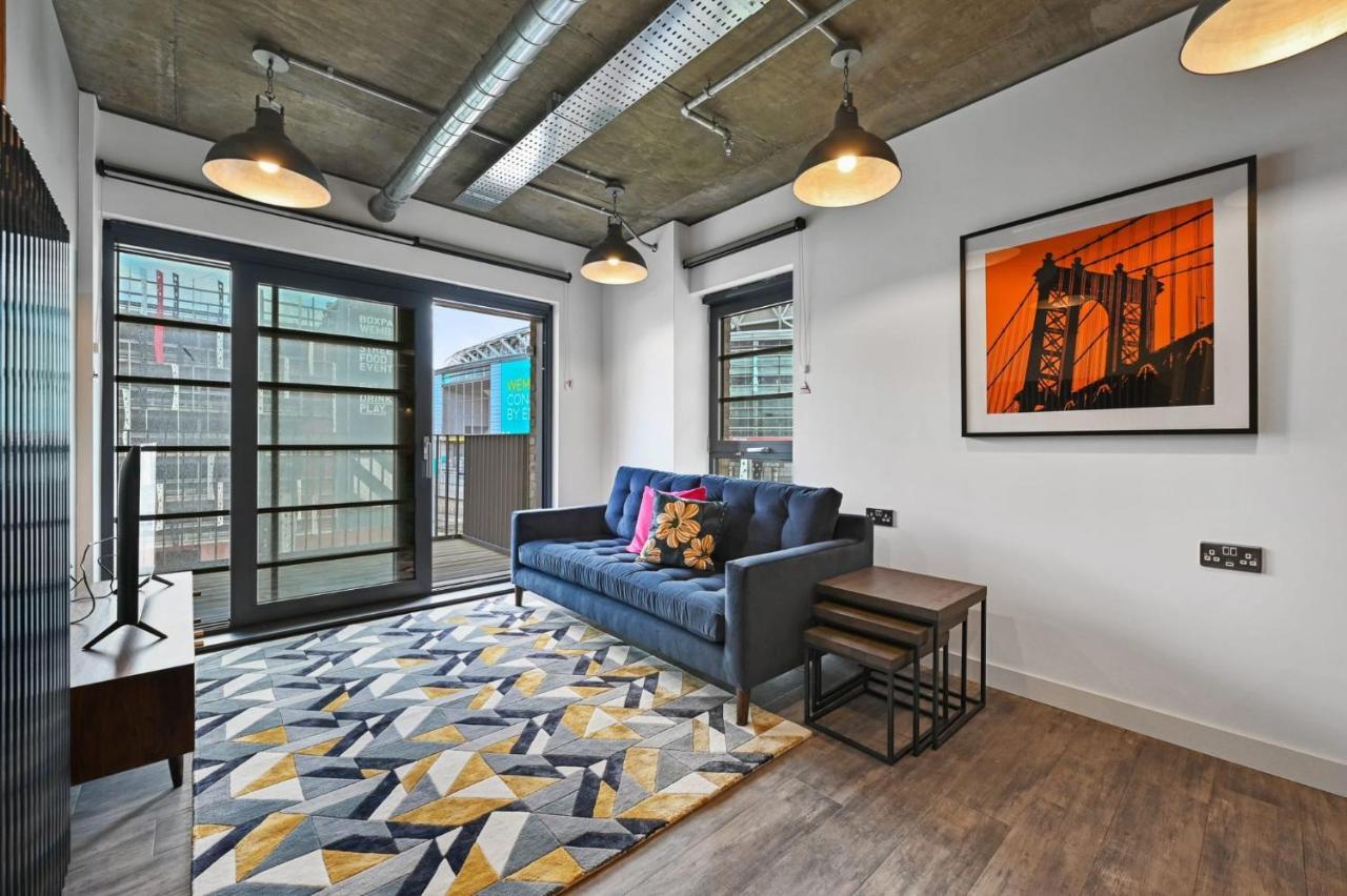 לונדון Modern And Chic Apartments At Ferrum Near Wembley Park מראה חיצוני תמונה