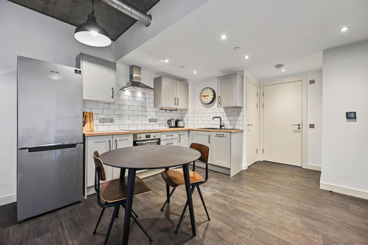 לונדון Modern And Chic Apartments At Ferrum Near Wembley Park מראה חיצוני תמונה