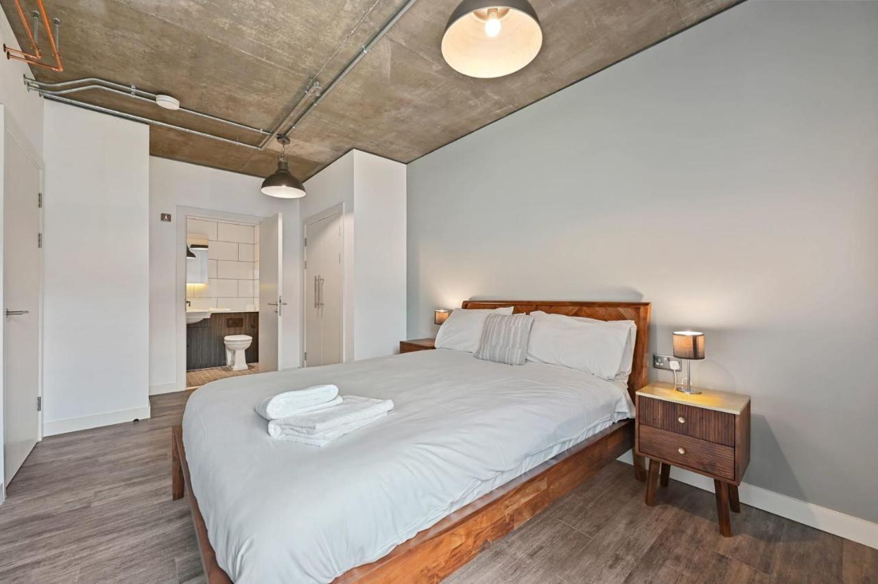 לונדון Modern And Chic Apartments At Ferrum Near Wembley Park מראה חיצוני תמונה