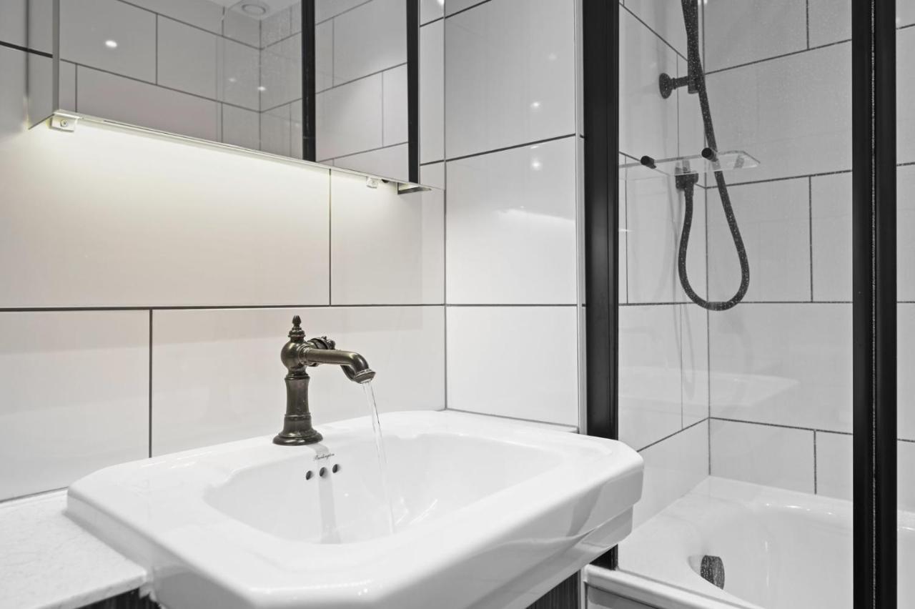 לונדון Modern And Chic Apartments At Ferrum Near Wembley Park מראה חיצוני תמונה