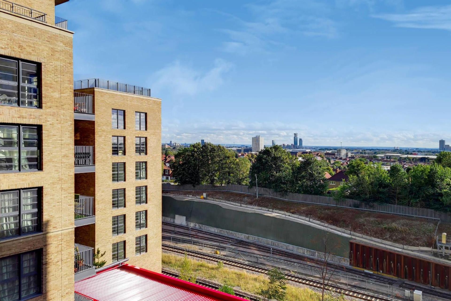 לונדון Modern And Chic Apartments At Ferrum Near Wembley Park מראה חיצוני תמונה